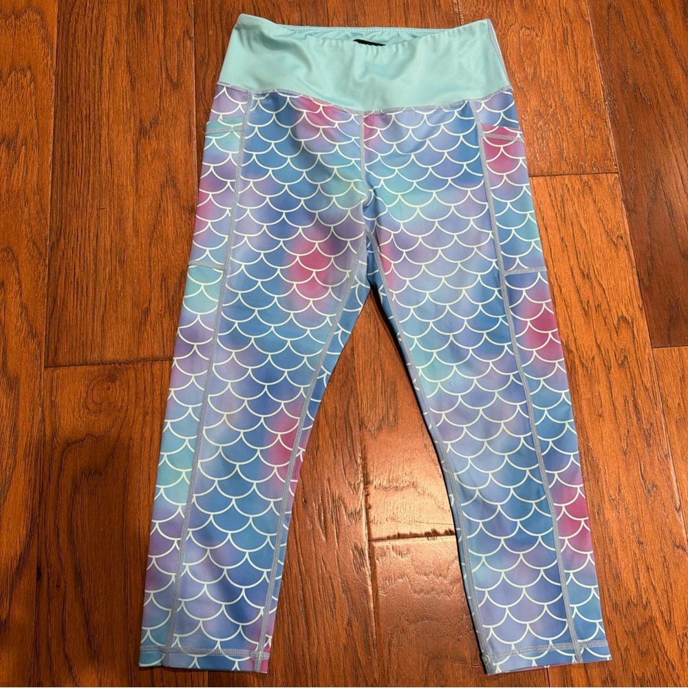Constantly Varied Gear Women's Leggings - Aqua and Pink Scales